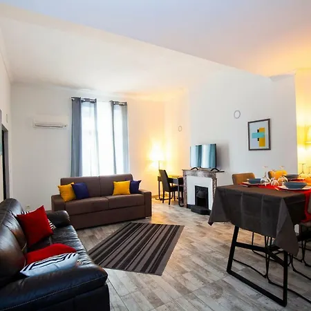 Apartment *dolce - T2 Standing - Clim * Nîmes