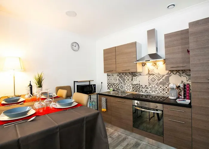 Apartamento *dolce - T2 Standing - Clim * Nîmes