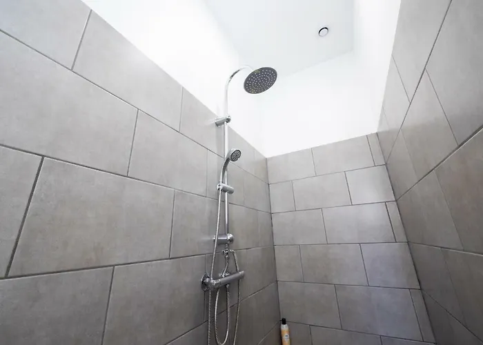 *dolce - T2 Standing - Clim * * Nîmes